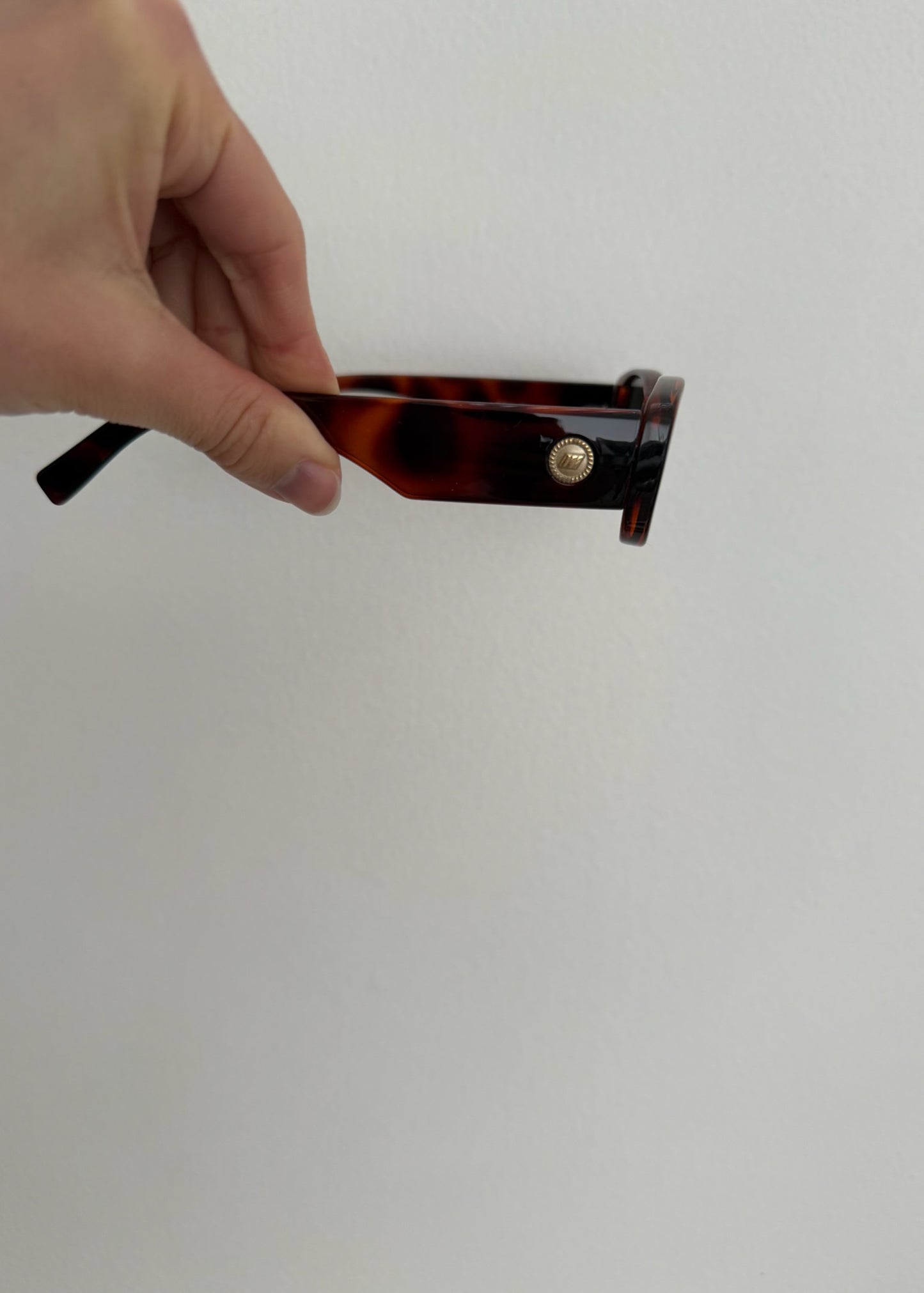 BROWN SUNNIES