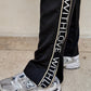 TRACK PANTS NEGROS