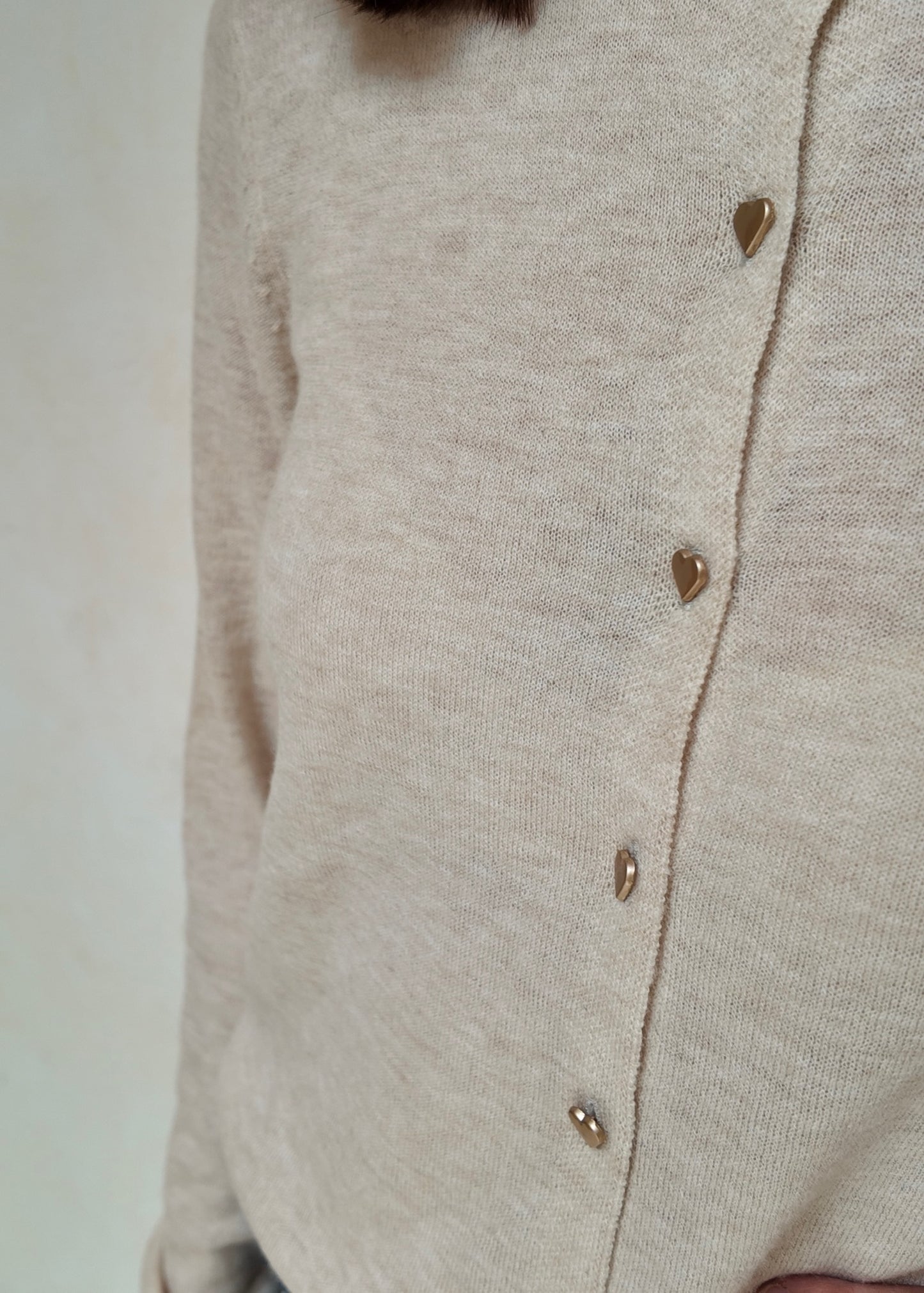 CARDIGAN BOTONES DE CORAZÓN