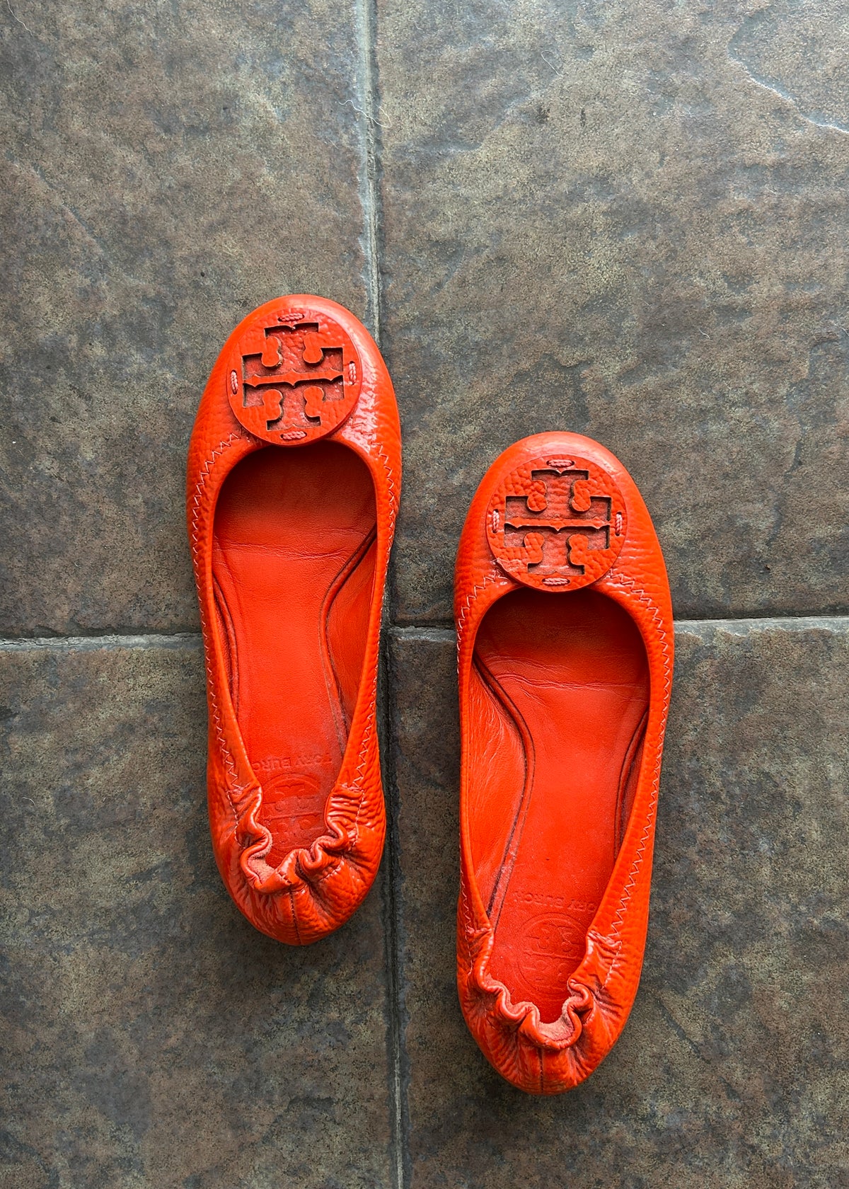 TORY BURCH ORANGE FLATS