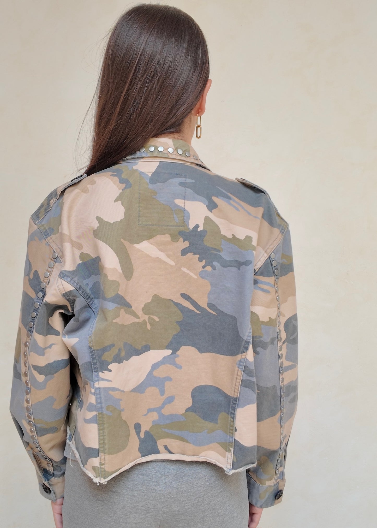 CHAMARRA CAMO PRINT