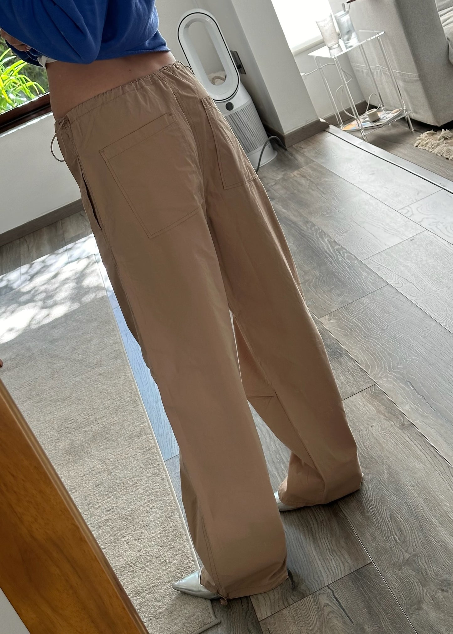 PARACHUTE PANTS COLOR CAMELLO