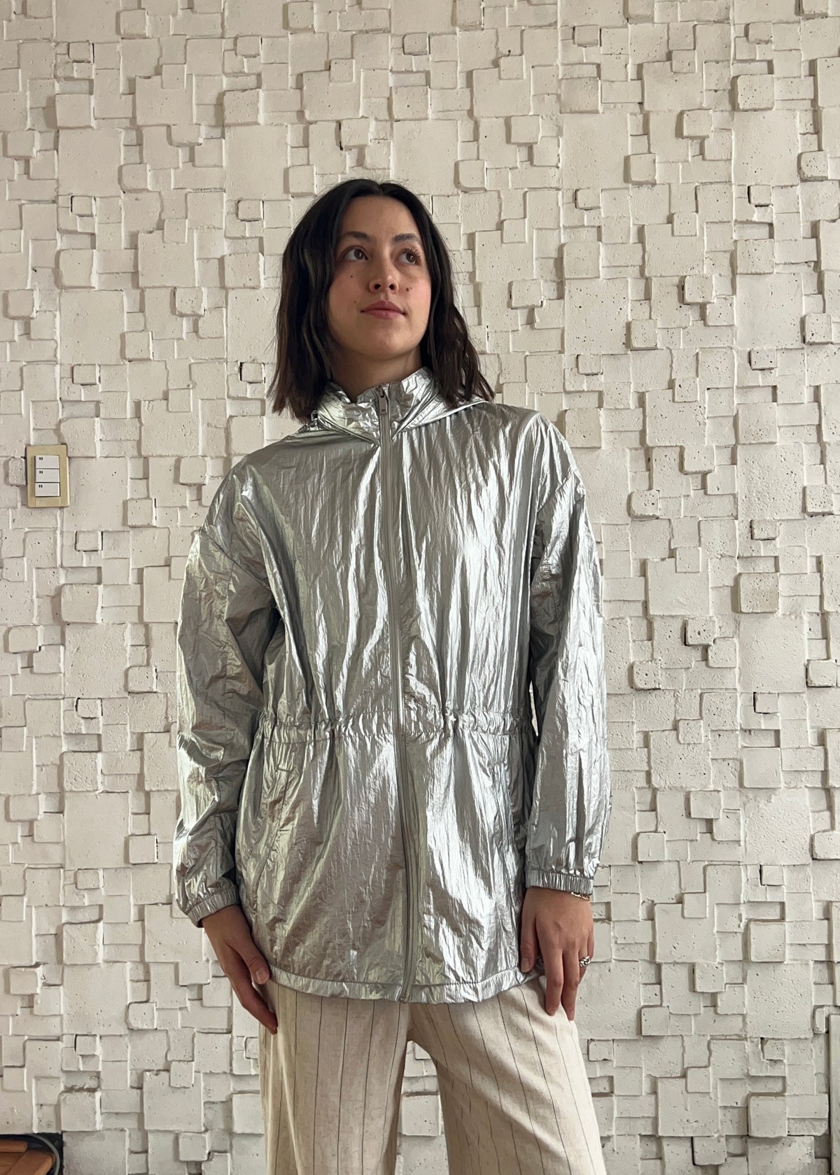 IMPERMEABLE PLATINO