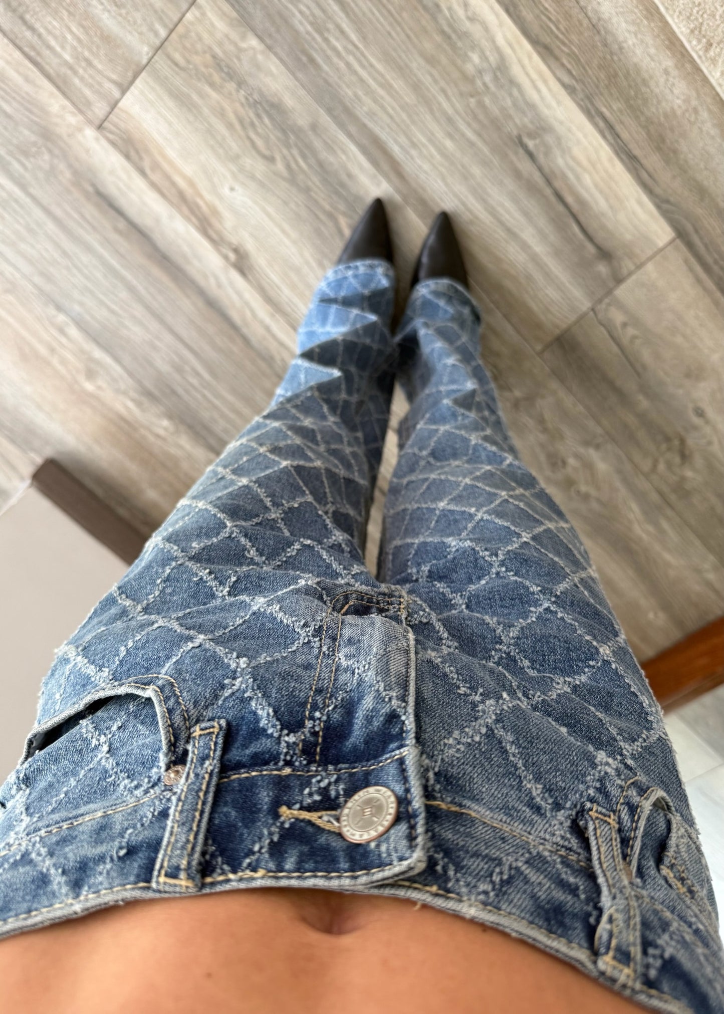 JEANS CON TRIANGULOS