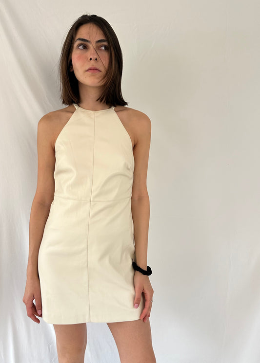 VESTIDO MINI DE VINIPIEL CREMA