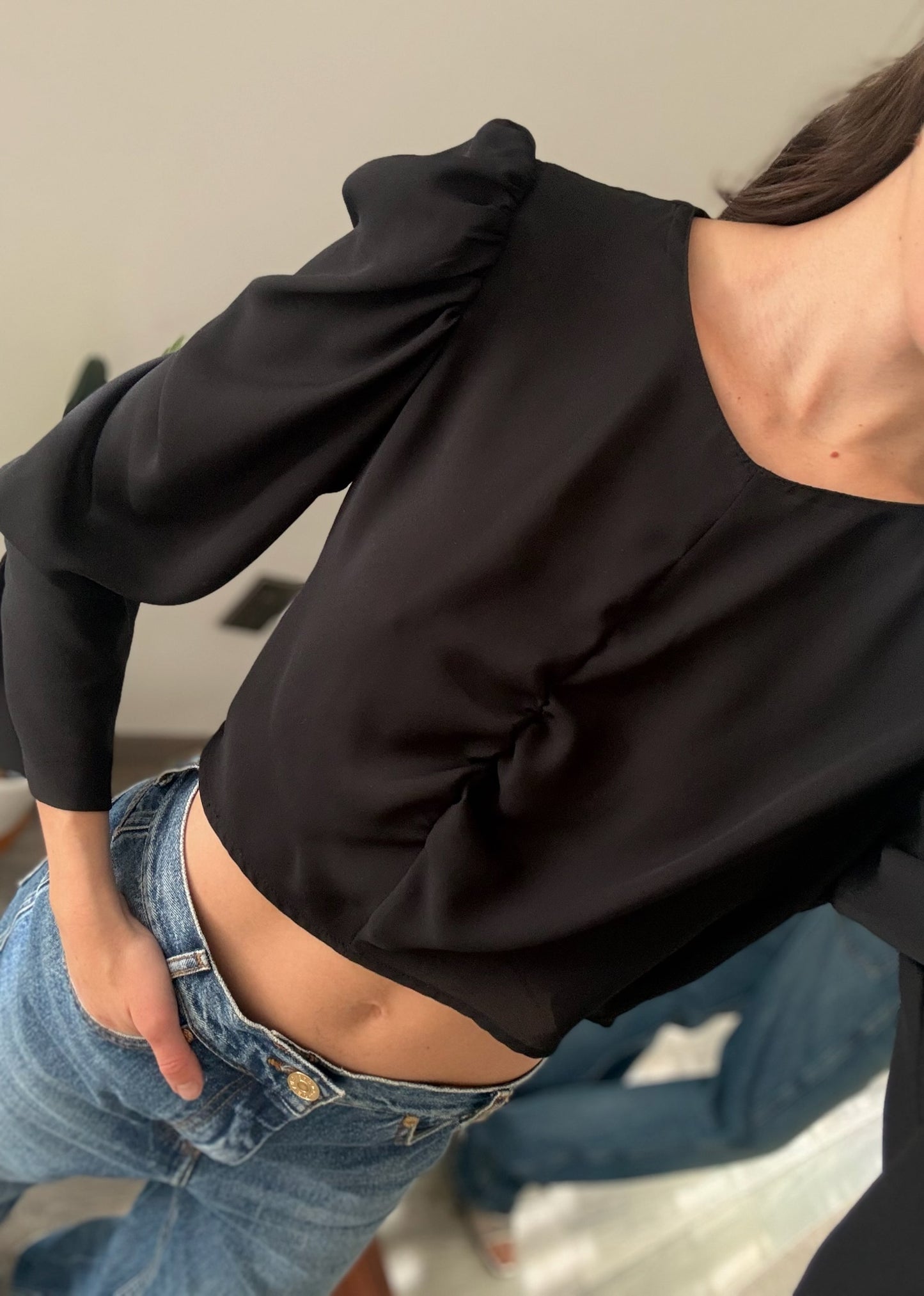 BLUSA SHEER CON FRUNCIDO
