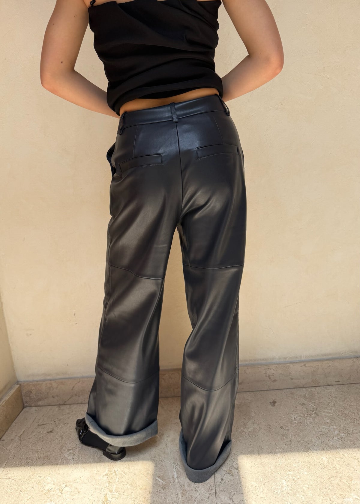 PANTALÓN AZUL FAUX LEATHER