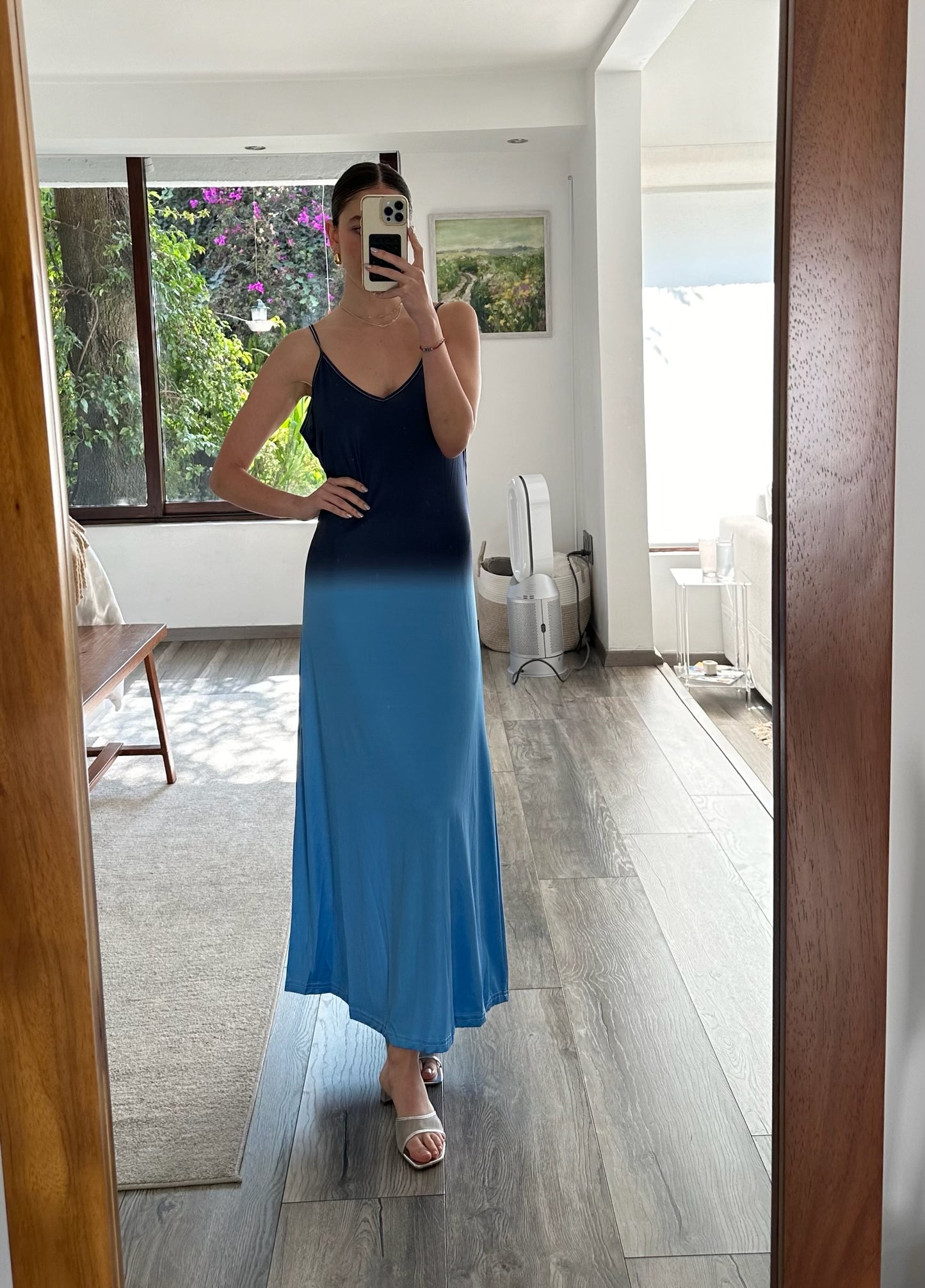 VESTIDO SUELTO CON AZUL DEGRADADO