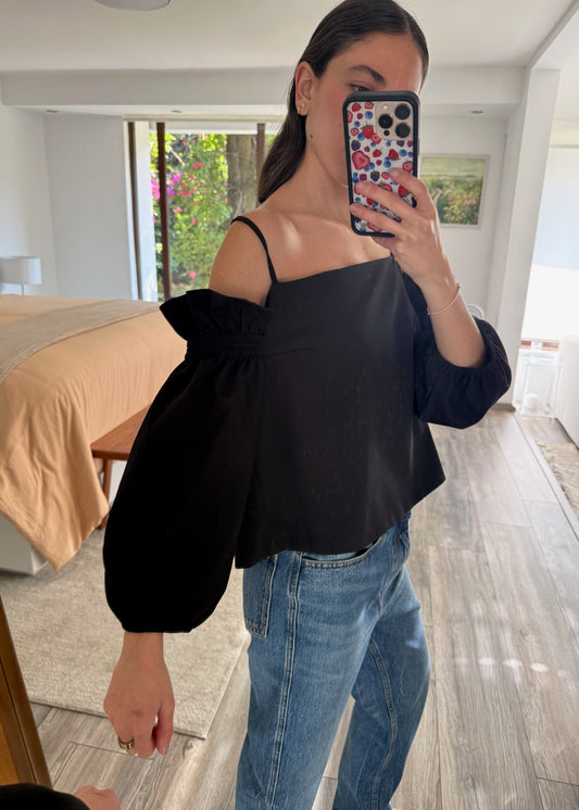 BLUSA NEGRA OFF THE SHOULDER