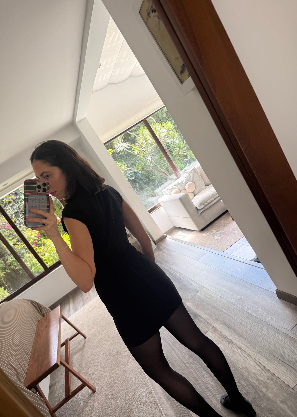 VESTIDO MINI NEGRO