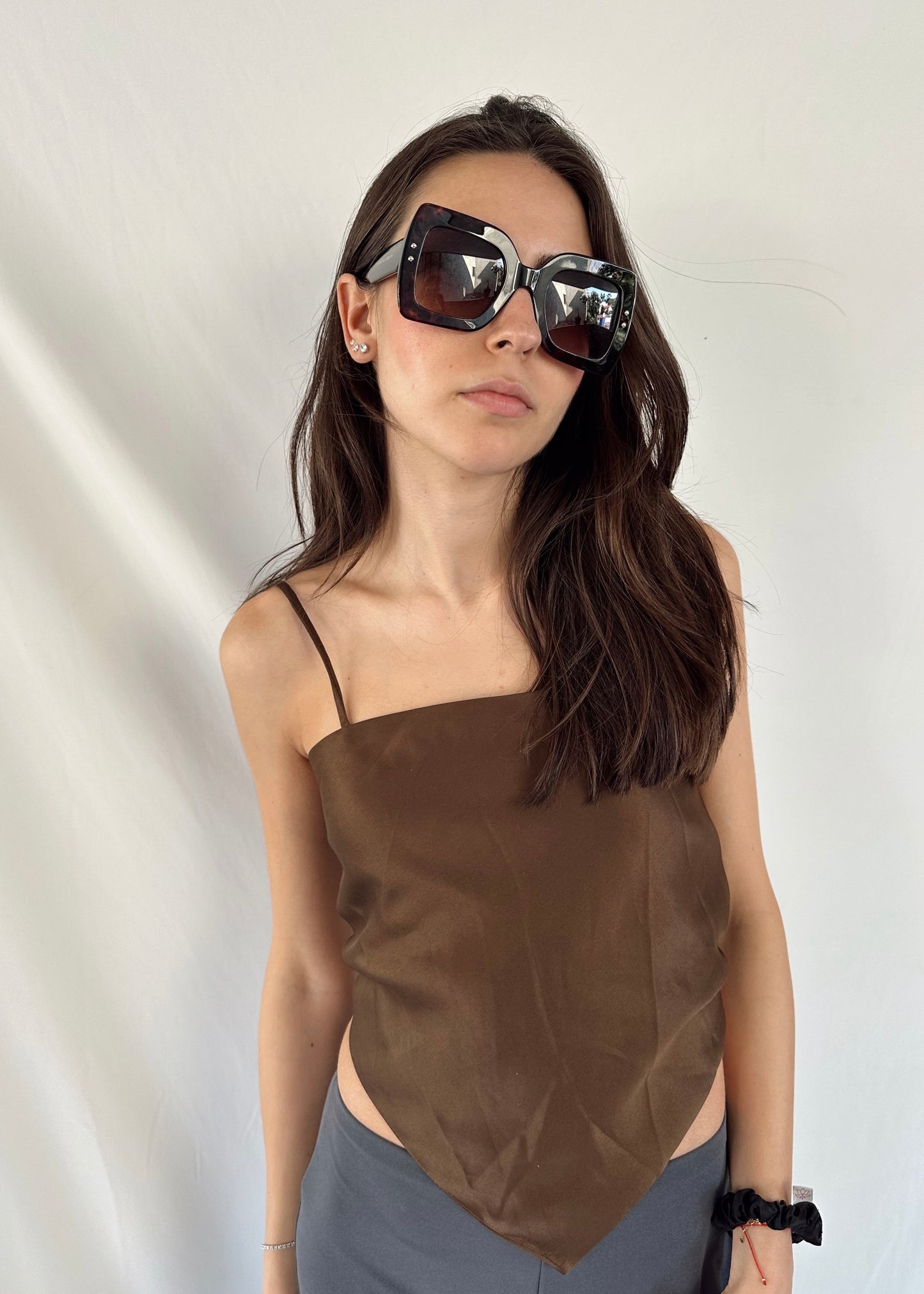 CHUNKY BROWN SUNGLASSES