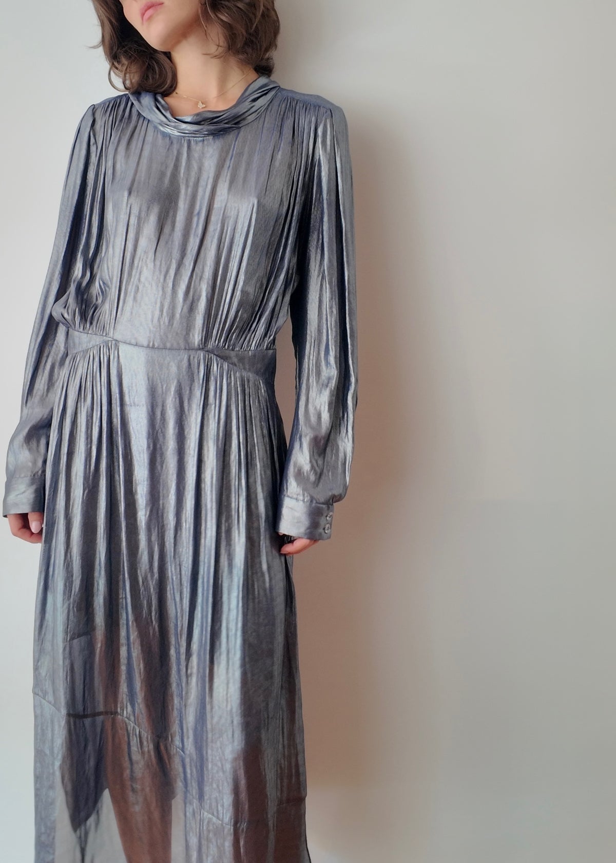 VESTIDO METÁLICO