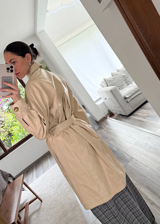 GABARDINA DE PIEL CREMA