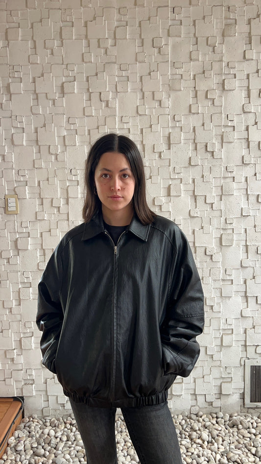 CHAMARRA DE PIEL OVERSIZED