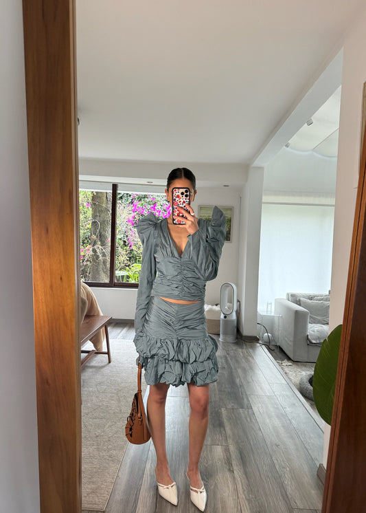 SET DE FALDA Y TOP FRUNCIDO