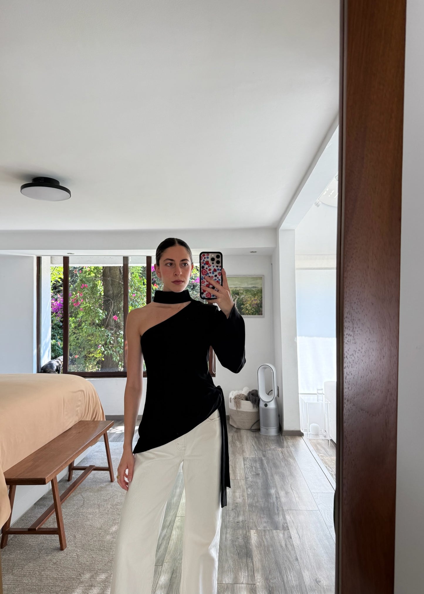 BLUSA ONE SHOULDER CON CHOKER