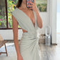 VESTIDO MIDI PLATEADO CON ESCOTE