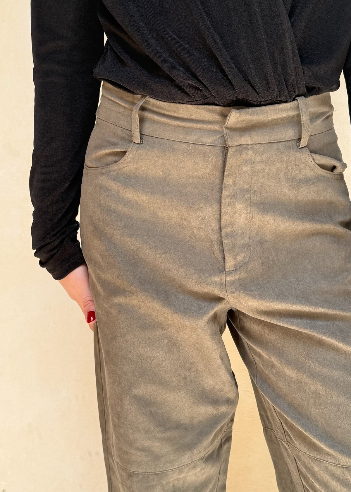 PANTALÓN TIPO SUEDE STRAIGHT