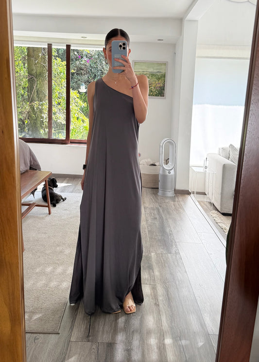 VESTIDO MAXI ONE SHOULDER GRIS