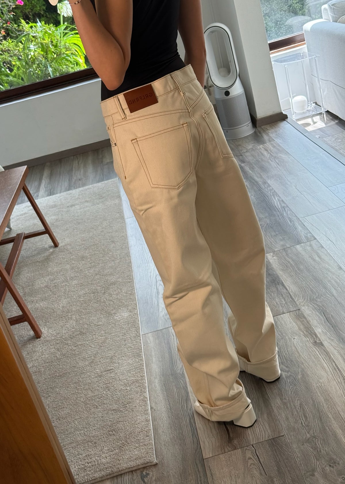 THE BELLA LOW RISE BOYFRIEND