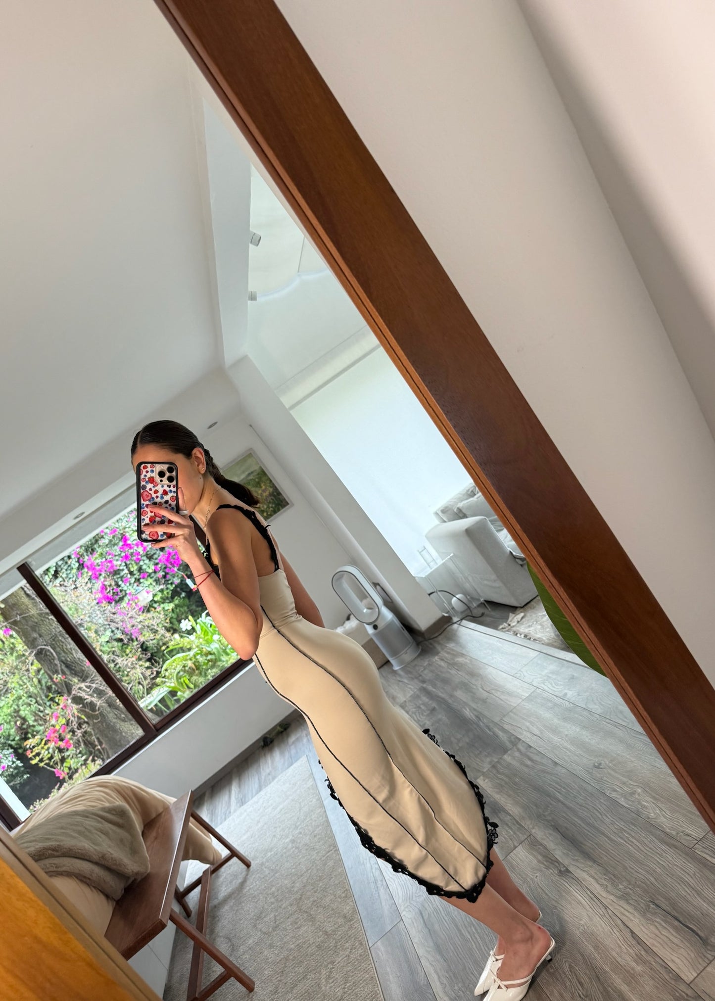 VESTIDO MIDI BICOLOR CON ENCAJE