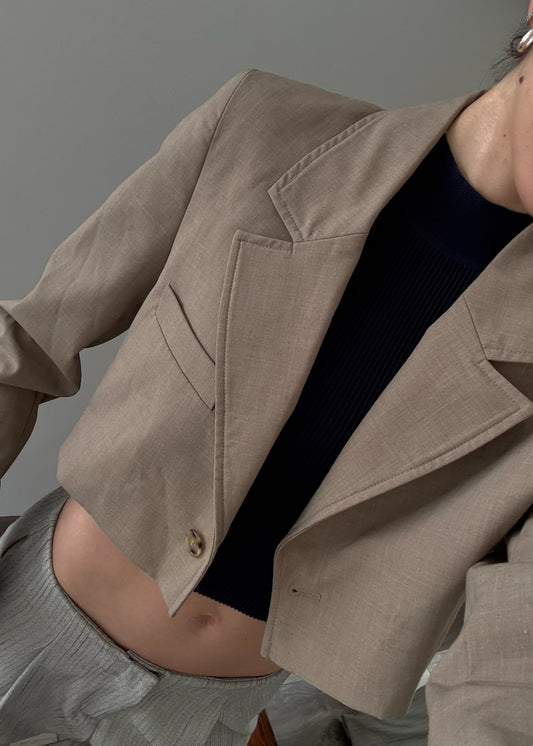 BLAZER CROPPED CAFÉ CLARO