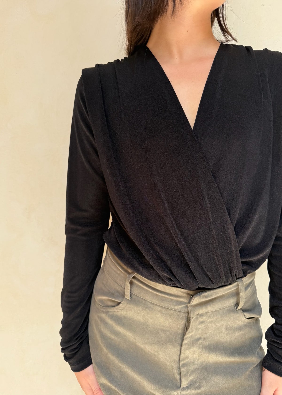 BODYSUIT BRILLOSO ESCOTADO