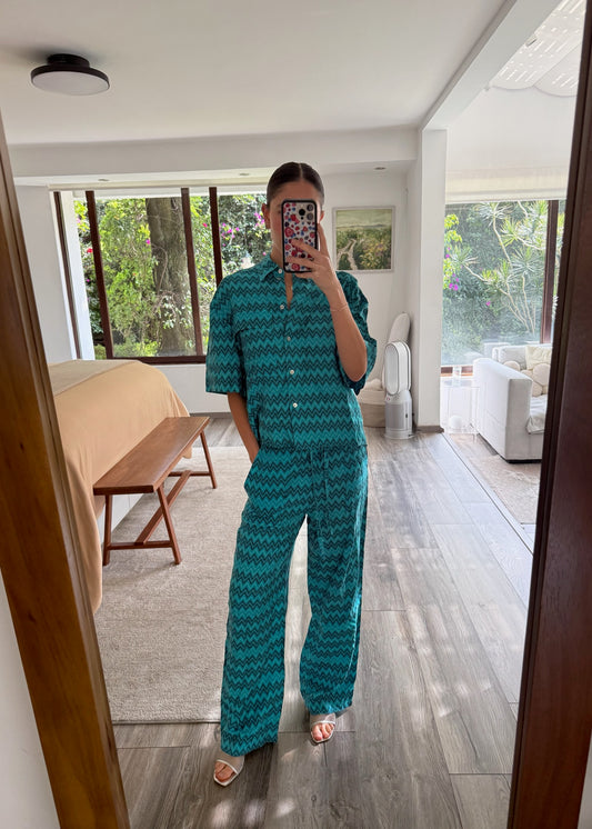 SET CAMISA Y PANTALON PRINT RETRO