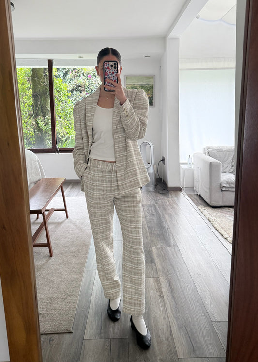 TWEED SUIT