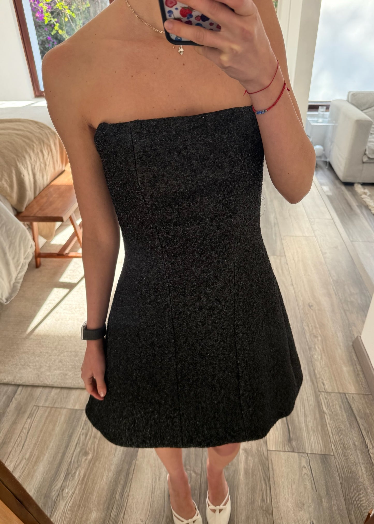 VESTIDO MINI STRAPLESS SHINY