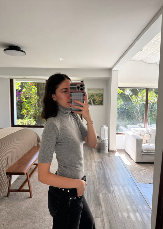TURTLENECK SWEATER