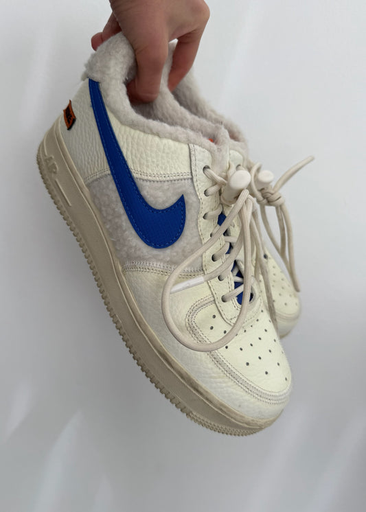 NIKE TENIS FURRY