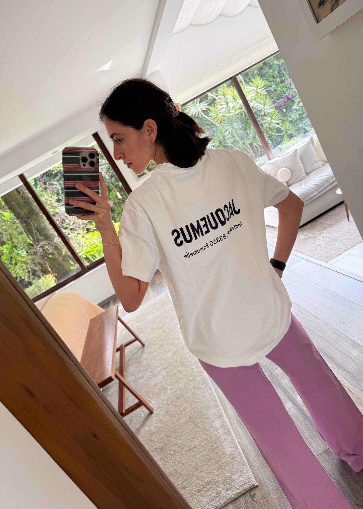 T-SHIRT LOGO