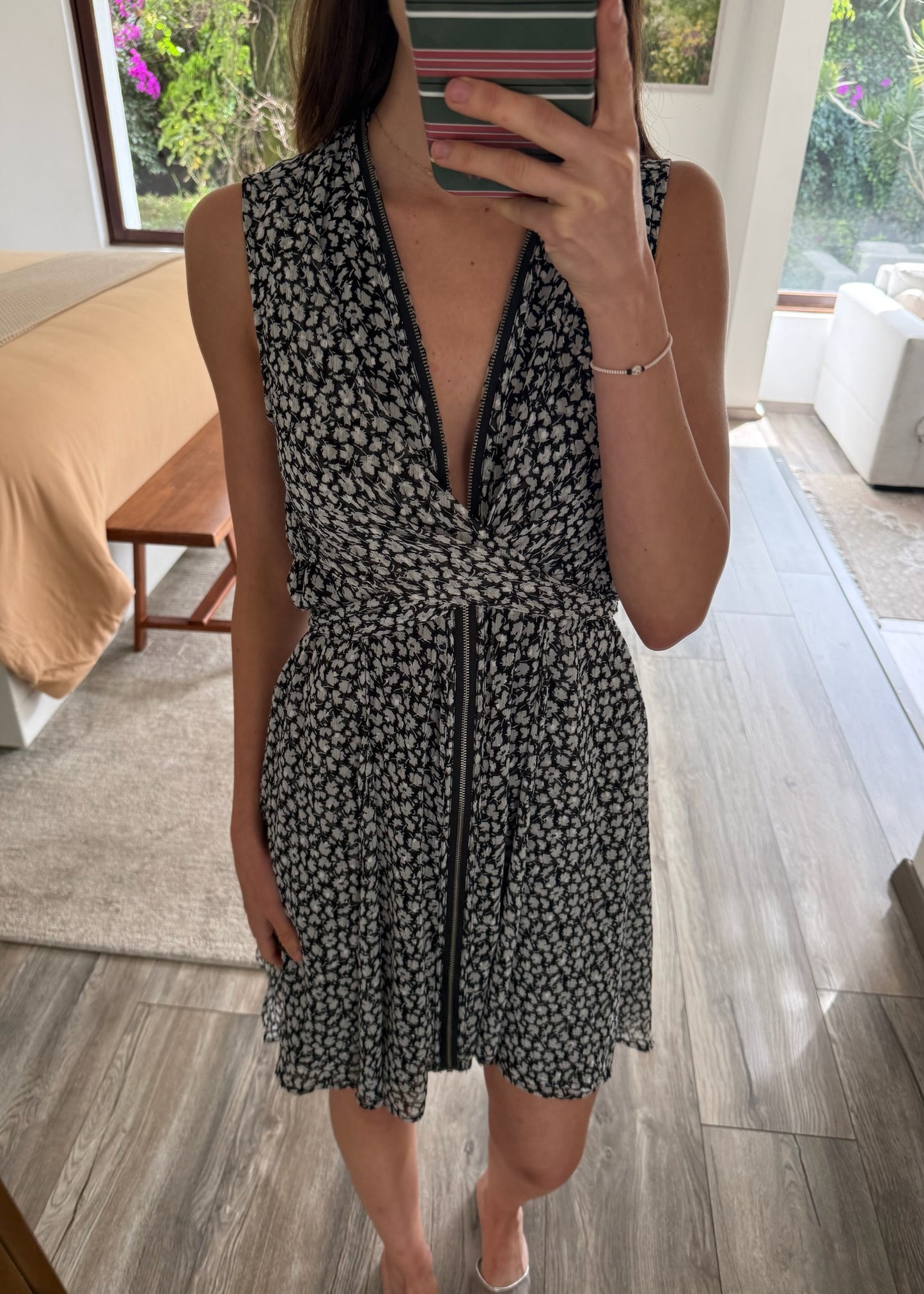 VESTIDO CON CIERRE MINI
