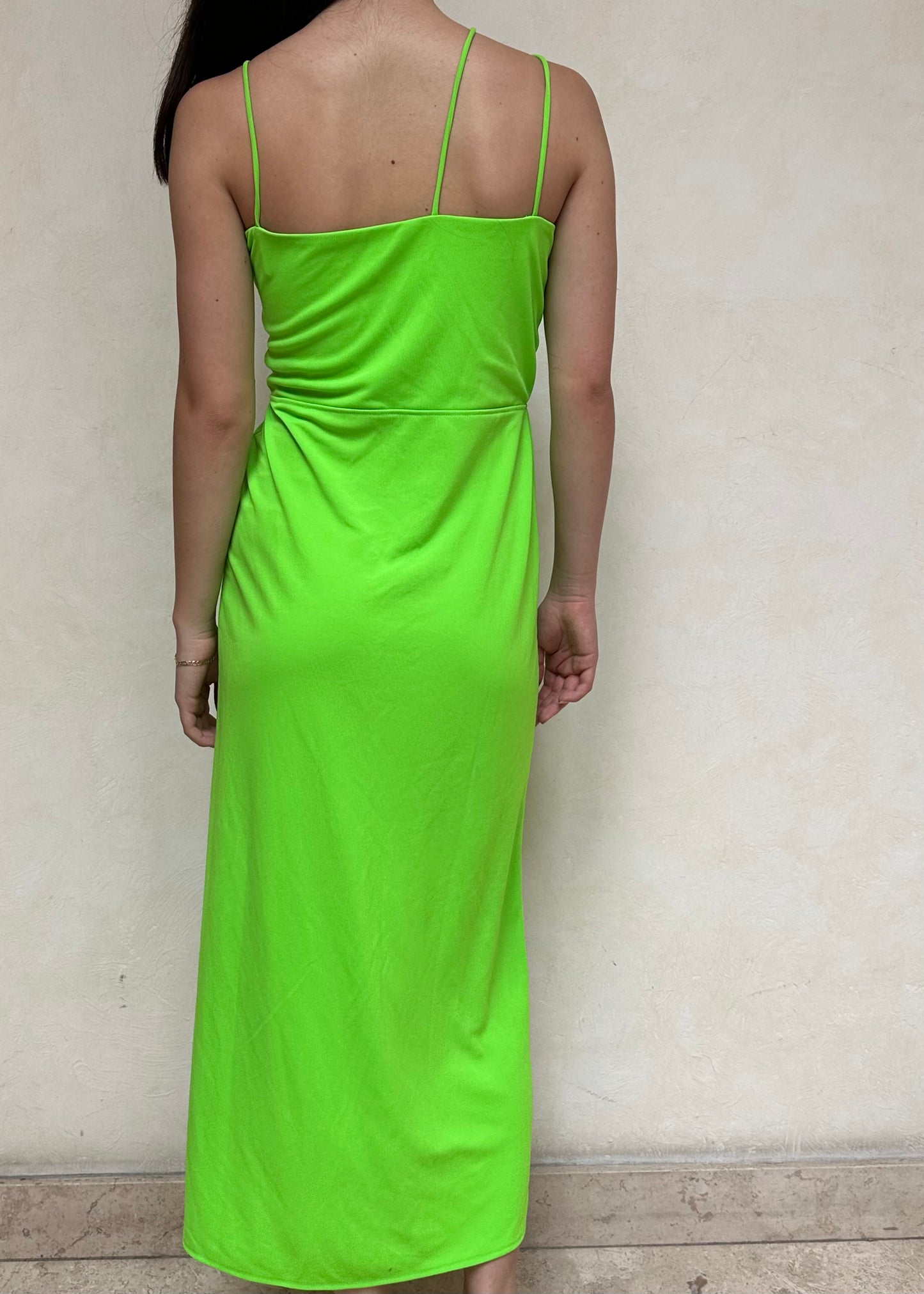 VESTIDO MIDI VERDE NEÓN