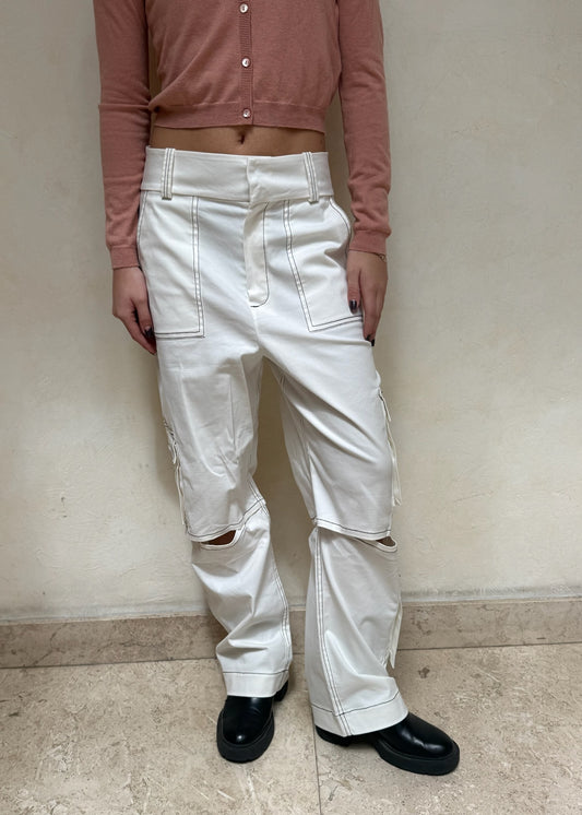 CARGO BLANCOS CON CUT OUTS