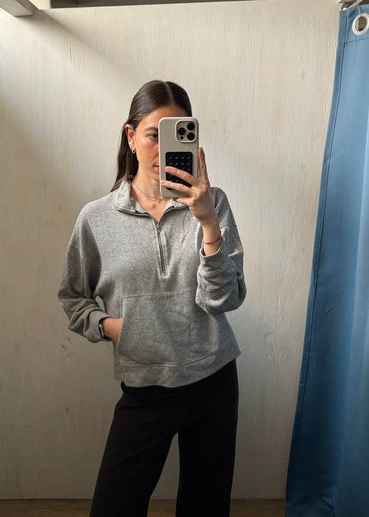 SUDADERA GRIS BÁSICA