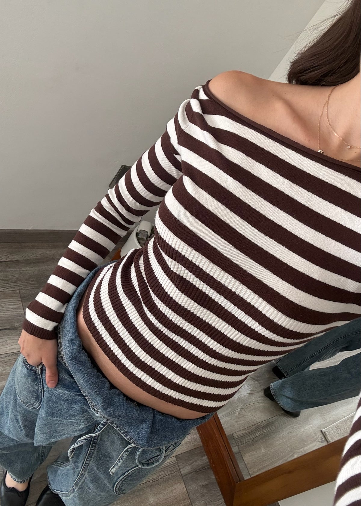 TOP OFF THE SHOULDER CON RAYAS
