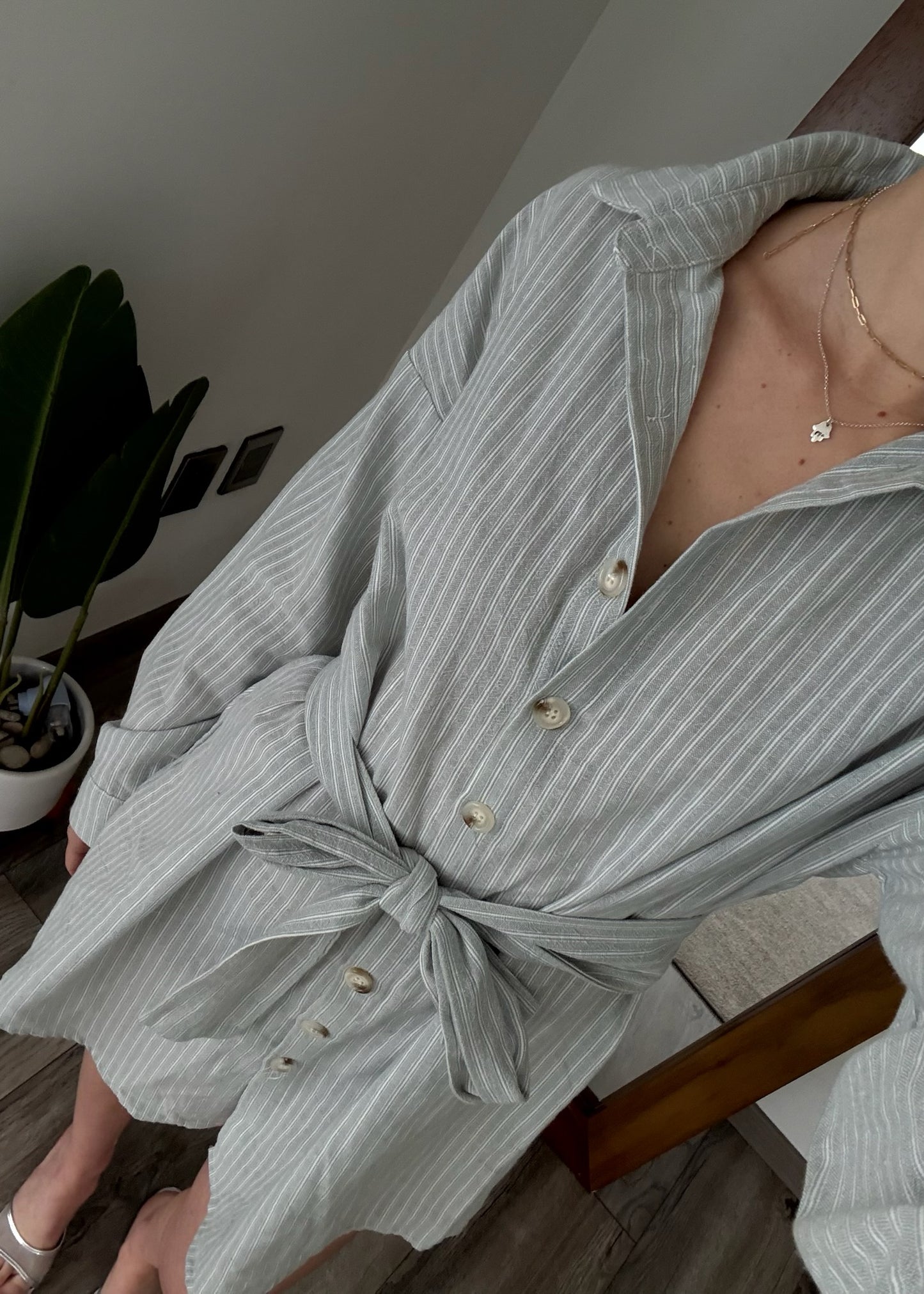 VESTIDO DE TIPO CAMISA STRIPED BELTED