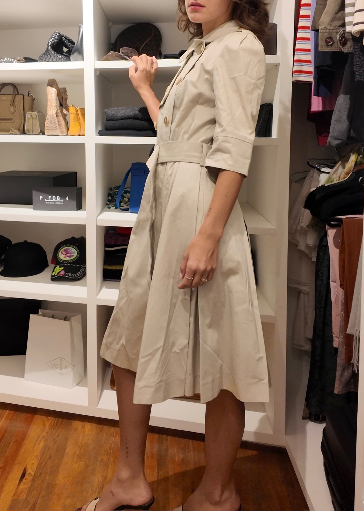VESTIDO DE TIPO GABARDINA