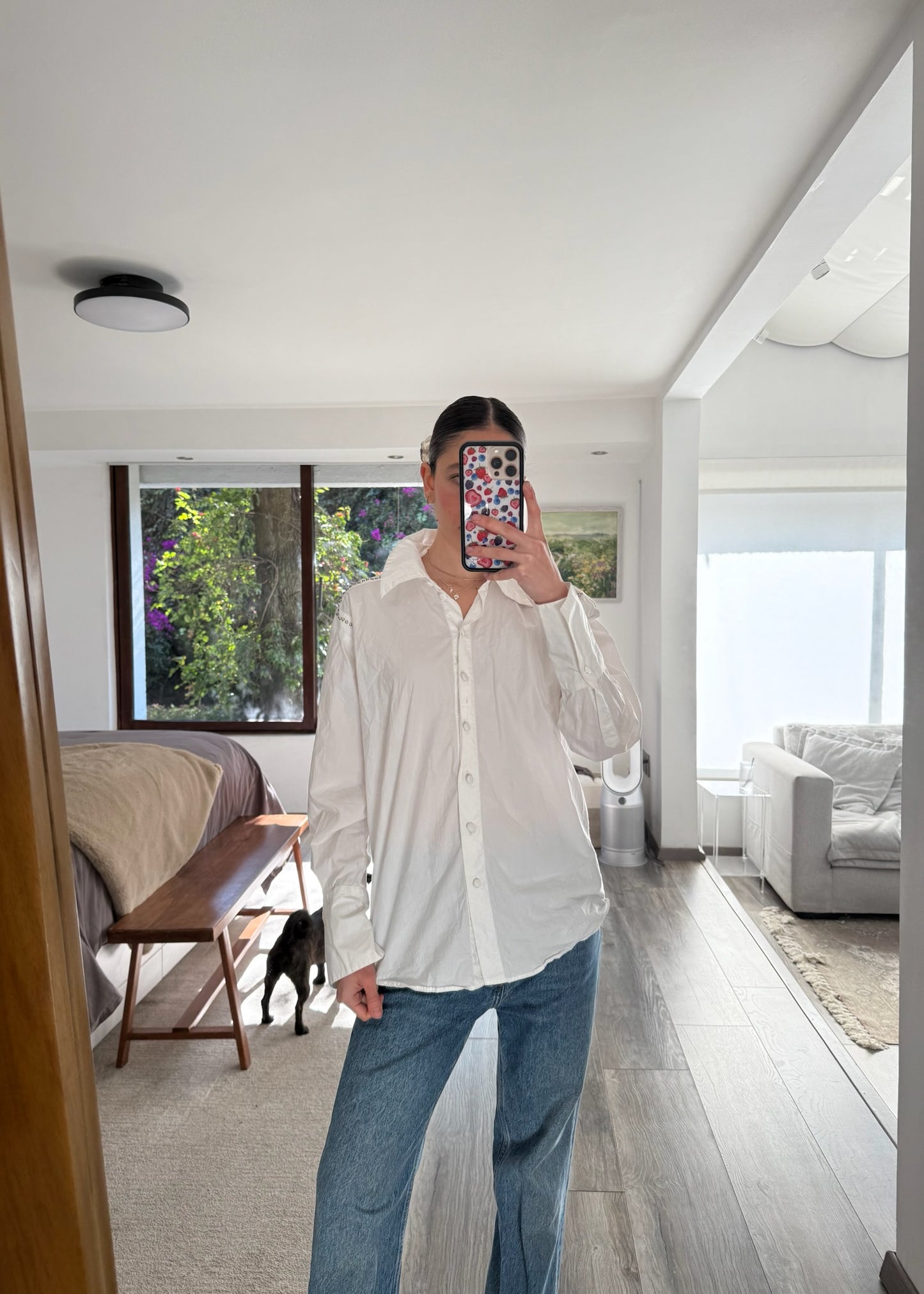 CAMISA BLANCA CON ESTOPEROLES