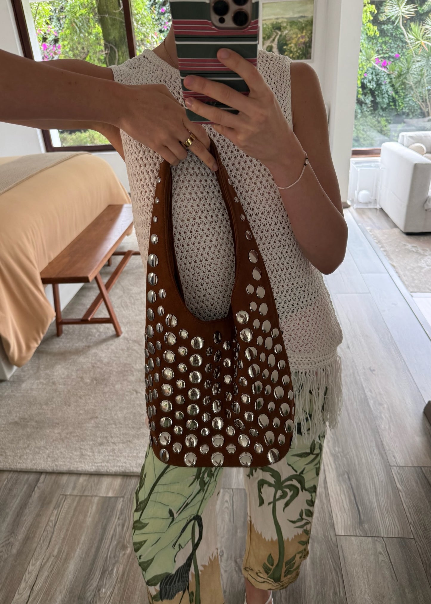 BOLSA CAFÉ STUDDED