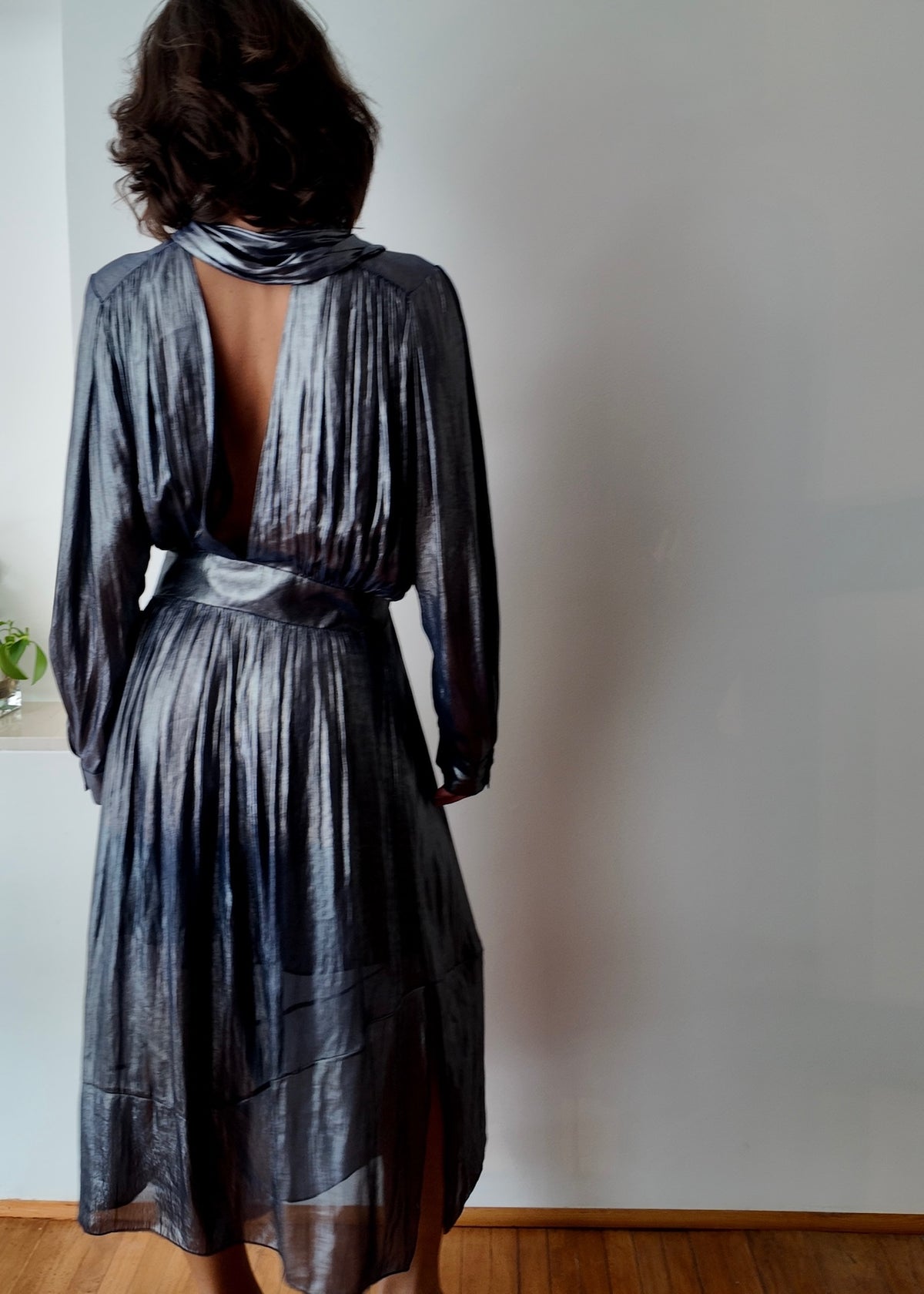 VESTIDO METÁLICO