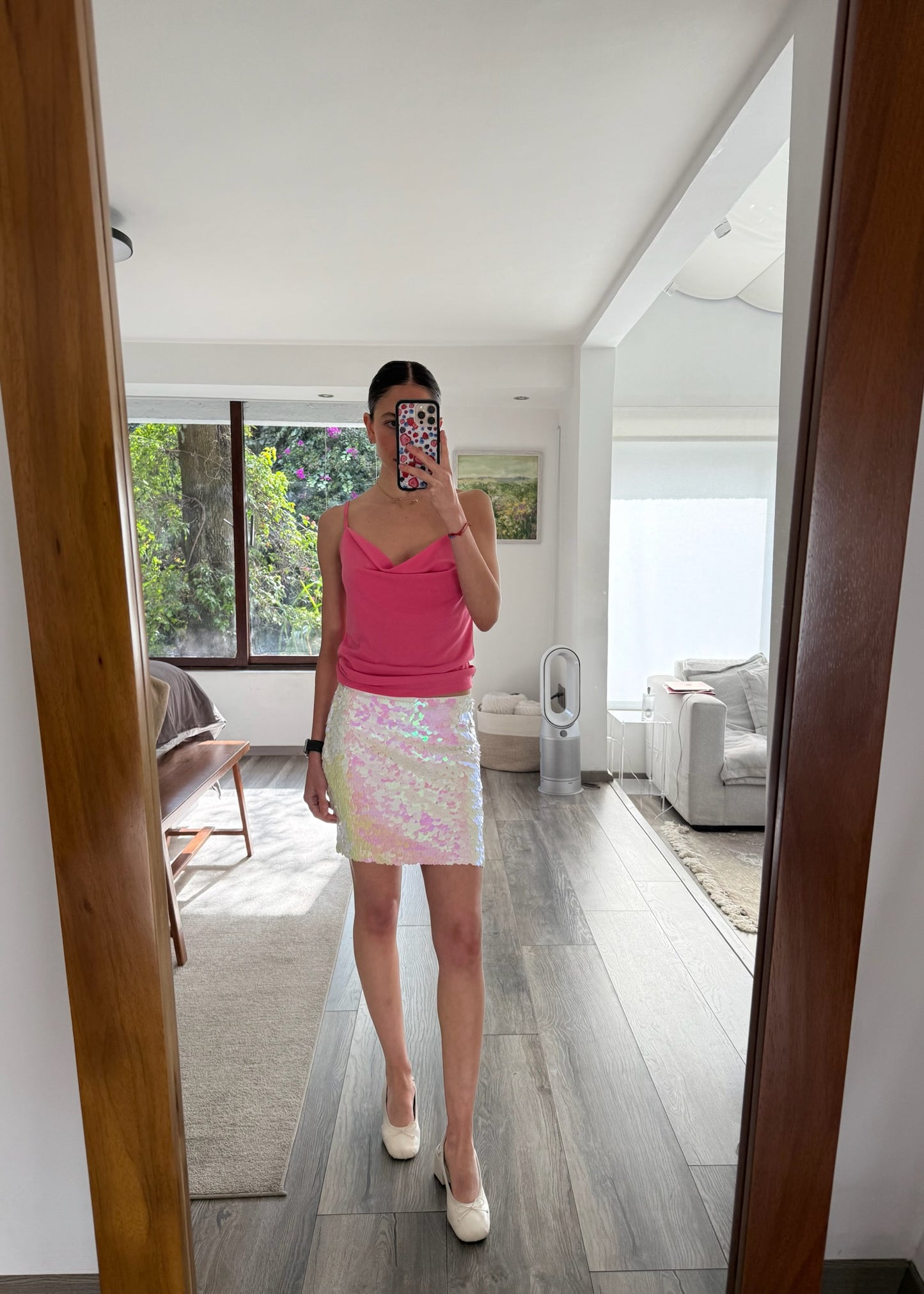 FALDA MINI CON LENTEJUELAS