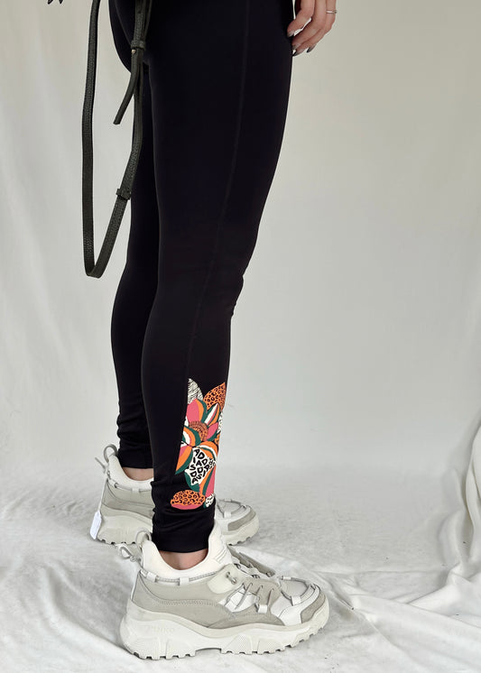 BLACK LEGGINGS WITH PRINT