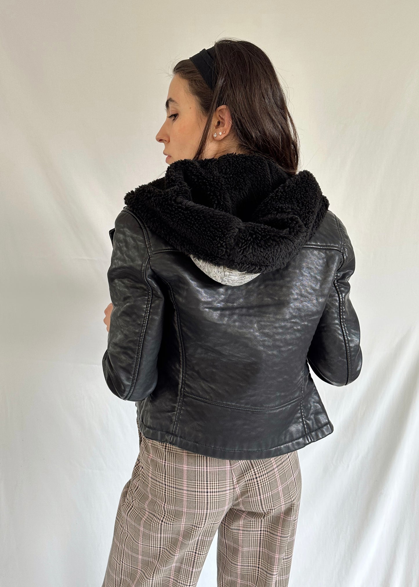 COZY FAUX LEATHER JACKET