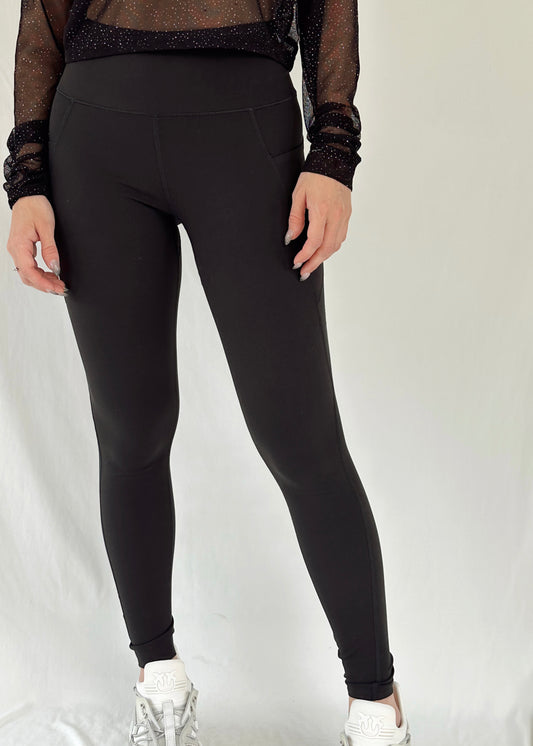 BLACK COMFY LEGGINGS